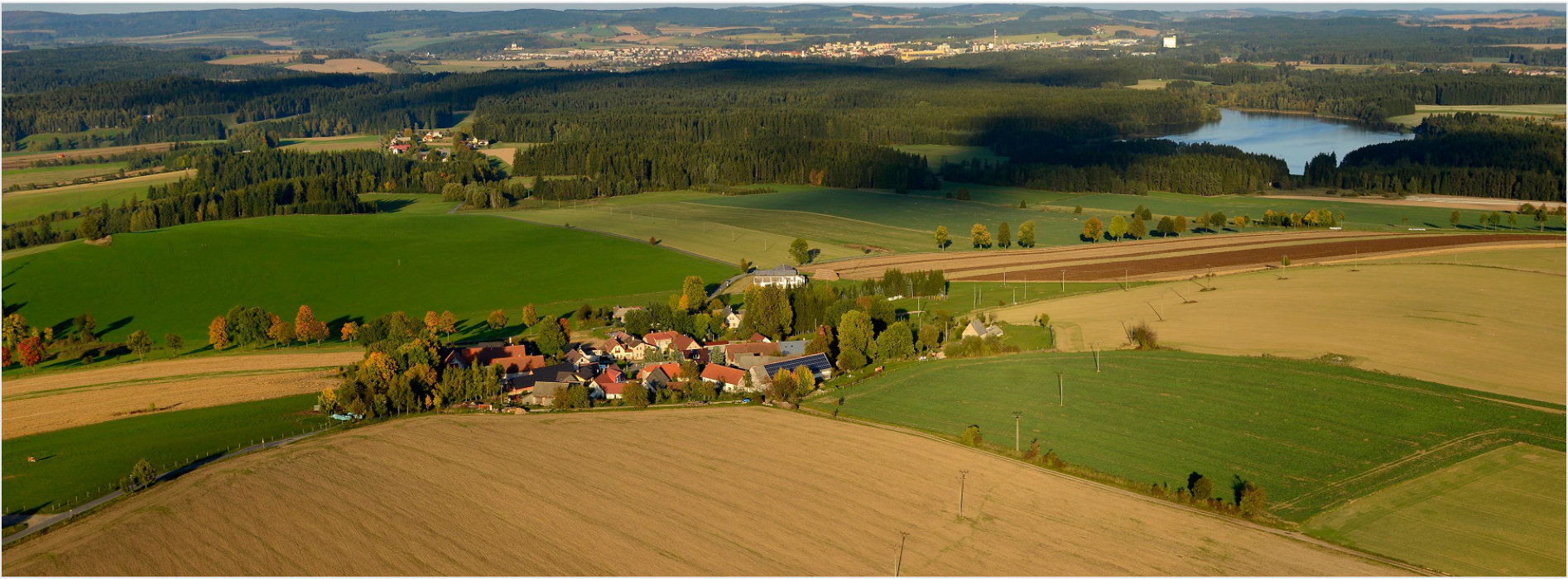 Letecký snímek obce Rosička